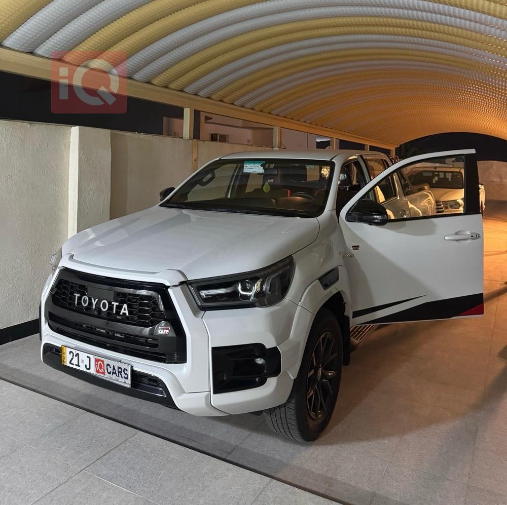 تويوتا هايلوكس